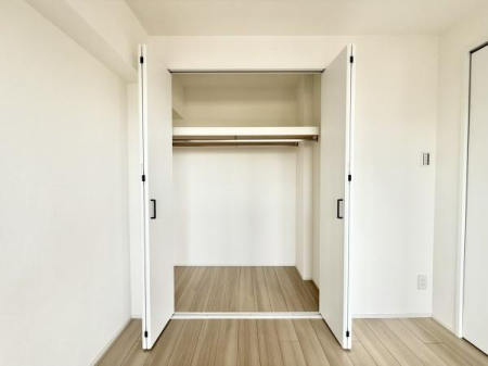 [ [ɍȂ悤N[[bgݒuĂ܂Iוuꏊmۂ̂ł̐ڂ₷ȂAKȋԂ肠܂I