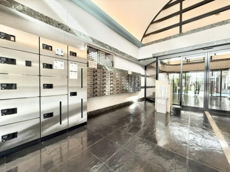 ̑ Oołו󂯎zBOXݒuĂ܂BĔzB̔ς킵ŉI