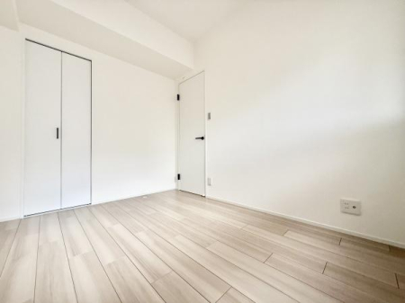 m VvȃfUC̗͂mBN[[bgtňߗނוXbL[ł܂B