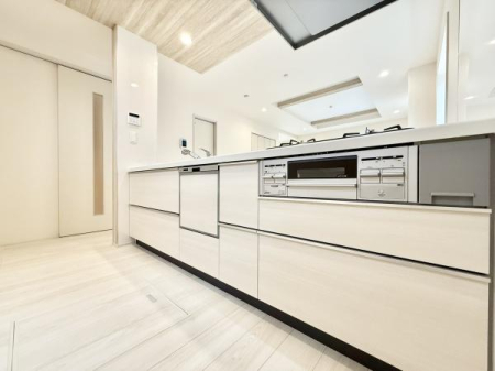 Lb` lC̑ΖʎLb`̓rOA_CjO]ł܂ILb`͍ƃXy[XLXA[ɂ܂IƎ̎ZH@tłI