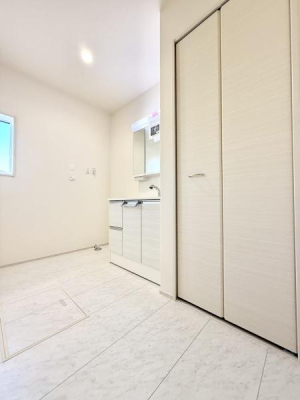 ���ʑ�E���ʏ� ���ʑ�͍��������ӂ��d�l�I���ʎ��͂�Ƃ肠��L���Ŗ����̏��������K�ł��B�g������Ɣ����������˔��������ʎ��ł��B