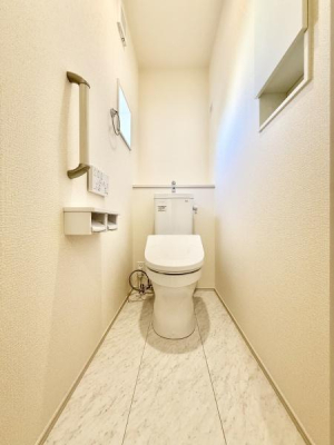 �g�C�� �g�C���͂P�K��2�K�ɂ���܂��I���ł����K�Ɏg���鉷�����֍���ݒu�I