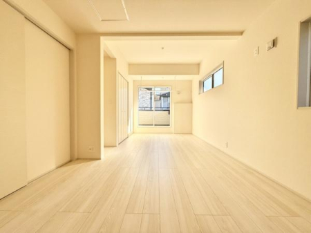 �m�� �o���R�j�[�ɖʂ����m��5.25���{5.25���ƍL�X�B�d�؂�����Ă�������2�ɕ����Ďg�����Ƃ��\�ł��I�E�H�[�N�C���N���[�[�b�g�t���B