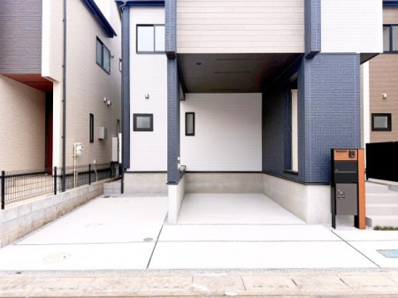 ���ԏ� �J�[�X�y�[�X�Q�䒓�ԉ\�ŁA���o������ʋΎ��ɂ����S�ł��I�i�Ԏ�ɂ��܂��j