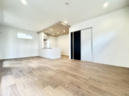 rO 18̍LXLDK͉ƑSƂ낰ԂłBrOƃ_CjORɎg邽߁AlXȃCtX^CɑΉ܂!