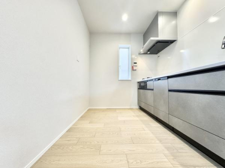 Lb` lC̑ΖʎLb`̓rOA_CjO]ł܂ILb`͍ƃXy[XLXA[ɂ܂IƎ̎ZH@tłI