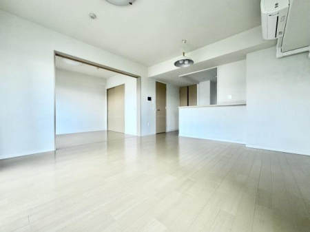 rO 邭JIȃrÓBRɕ܂Sn悢ԂŁAX̕炵LɂȂ܂B