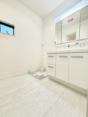 ʑEʏ ʎ͂Ƃ肠LŖ̏KłBʑ[ɂ́ApiXLPApiȂǂ[ł悤Xy[X[Ă܂I