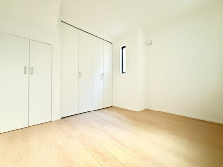 rOȊŐ 5[˂͎[Xy[XƂĂAƂĉƑ߂ɂĂOKIN[[bgtŎ[ՂmۂĂ܂I