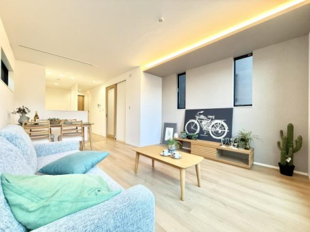 rO 16.5̍LXLDK͉ƑSƂ낰ԂłBrOƃ_CjORɎg邽߁AlXȃCtX^CɑΉ܂!