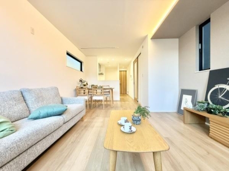 rO 邭JIȃrÓBRɕ܂Sn悢ԂŁAX̕炵LɂȂ܂B