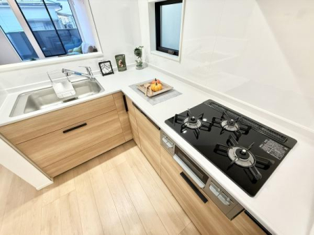 Lb` X^CbVȃVXeLb`́A[͂Ƌ@\˔AyȂԁB