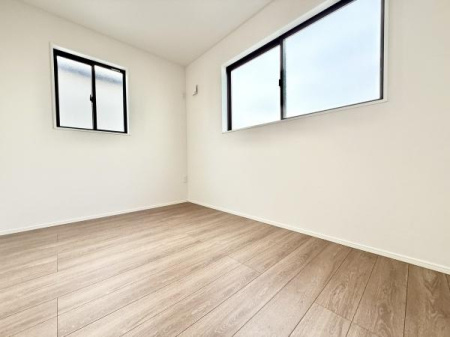 m FƃVvȃfUC̗͂mBN[[bgtŁAߗނוXbL[Bg̗ǂKԂłB