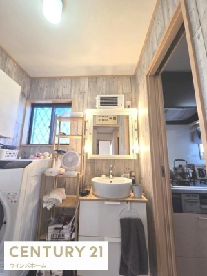 ʑEʏ ʒEߎ͍LXƂԂɂȂĂ܂I