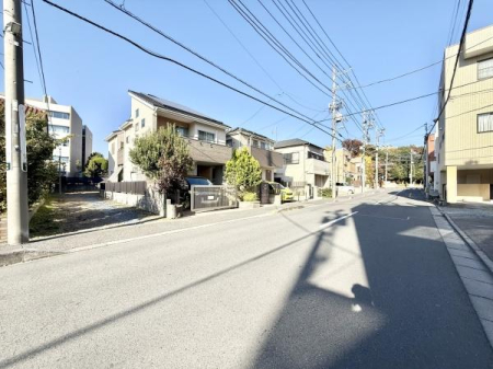 OʓH܂ތnʐ^ OʓH͓쓌8.1IÂŗZXłI