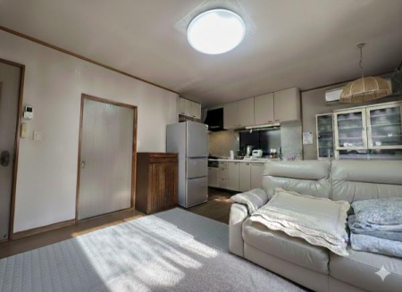 ���r���O �אڂ���a���̎d�؂���J�����čL�X�Ǝg�p���邱�Ƃ��ł��܂��I���q�l���V�ԍۂ₨�q�l���݂������ɂ��֗��ł��I���ꕔ���H�ς�