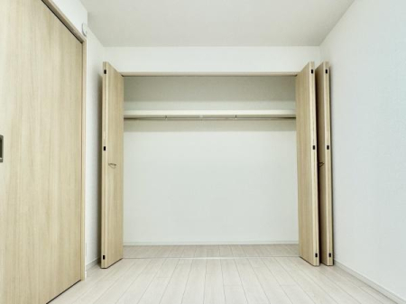 [ [ɍȂ悤N[[bgݒuĂ܂Iוuꏊmۂ̂ł̐ڂ₷ȂAKȋԂ肠܂I