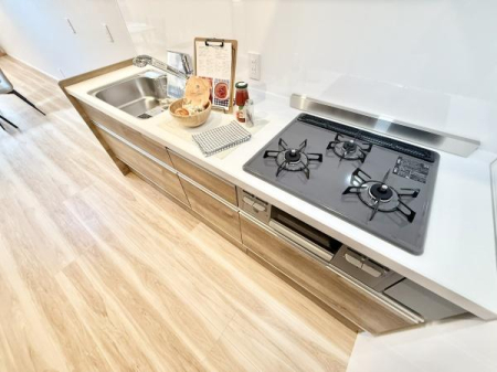 Lb` X^CbVȃVXeLb`́A[͂Ƌ@\˔AyȂԁB