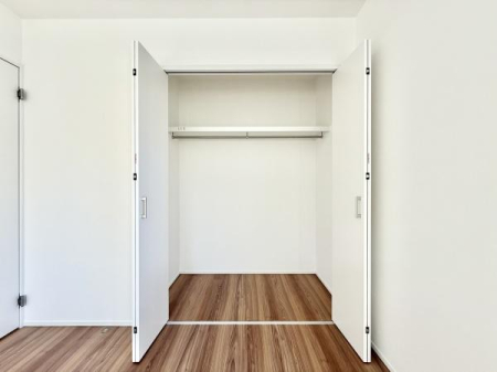 [ [ɍȂ悤N[[bgݒuĂ܂Iוuꏊmۂ̂ł̐ڂ₷ȂAKȋԂ肠܂I