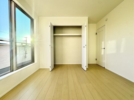 [ [ɍȂ悤N[[bgݒuĂ܂Iוuꏊmۂ̂ł̐ڂ₷ȂAKȋԂ肠܂I