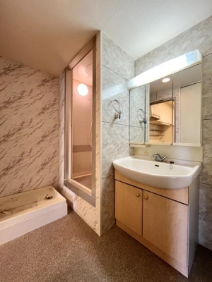 ʑEʏ ̎xxƎX[YɂȂzuBOʋ̎[Ɨ@uȂǁA̎g₷mۂĂ܂BtH[ōŐVݔ֍XV΁AKȐɐ܂ς܂B