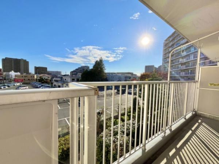 oRj[ ƗzA󕨂悭oRj[
ڂ̑O傫JĂ邽߁A͖邭Sn悢݂܂
ӂ̌Ƃ̋邽߁AEC̗ǂ]y߂܂