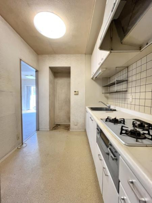 Lb` ŝLb`Xy[XŁA①ɂ[I̔zu₷ԎłB͌oN܂ACAEgύXݔ̎RxAg̗ǂgdl̃Lb`hÂɍœKȈꎺłB