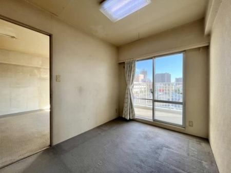 m rOƗאڂ̈ꎺB傫ȑAǂ̎ԑтRŋC悭߂܂BƑ̋Cz邽߁AQEցEqǂȂǁAprɎg₷ԂłB