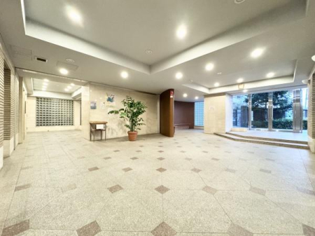 r[ }Vr[̗lqB邭AÂLłI