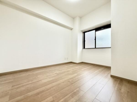 m 炩ȓSn悭ނB
Qqǂɂ҂̋ԂłB