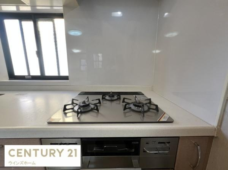 Lb` ɕł3RBZ̎ԑт₨D̕ɂݔłB