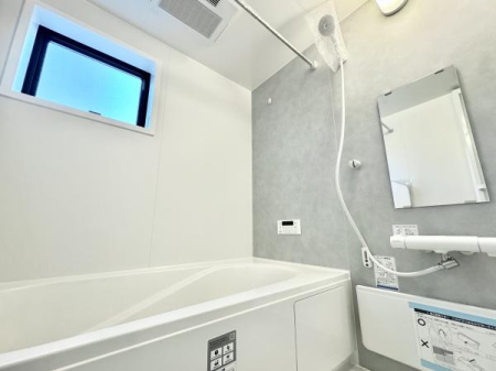  薾邢CXy[X!SƐĝtbV̋ԂłoX[I
@tłB