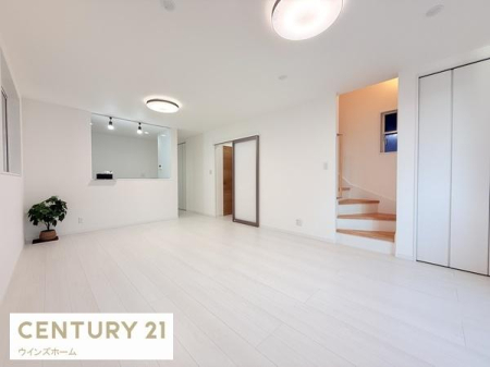 rO Ƌ̔zu₷ChrOB
Ƒc⃊[g[NɂœKȉKԂłB