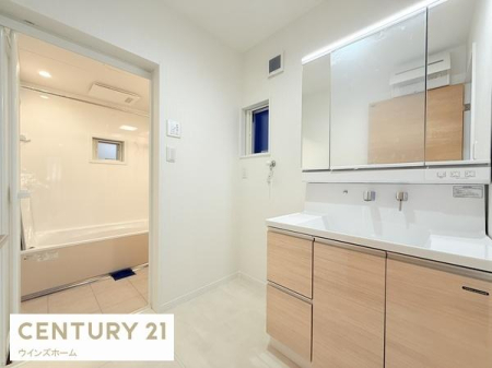 ʑEʏ TCY̐ʃXy[XIlނpiȂǂЕtÎŁAXbLƂʎɂȂ܂!
