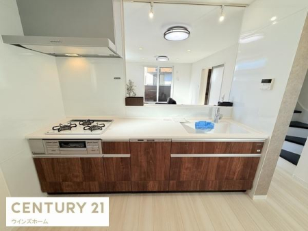 Lb` X^CbVȃVXeLb`́A[͂Ƌ@\˔AyȂԁBrOƂȂ郌CAEg͂łB