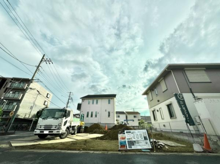 ���n�O�ώʐ^ ���z�����Ȃ����n�I���D���ȃn�E�X���[�J�[�Ō��z�\�ł��IJR���l���k���u�n�v�w�k��17���I�o�X�ւ�����w�܂ł̃A�N�Z�X���ǍD�ł��I