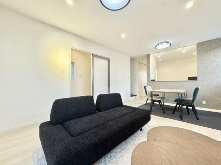 ���r���O 16.2����LDK�̓v���C�o�V�[���̍���2�K�ɐݒu�I�Ƒ��̃R�~���j�P�[�V�����̂Ƃ�₷�����r���O�C���K�i���̗p�I