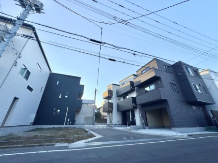 �O�ʓ��H�܂ތ��n�ʐ^ -