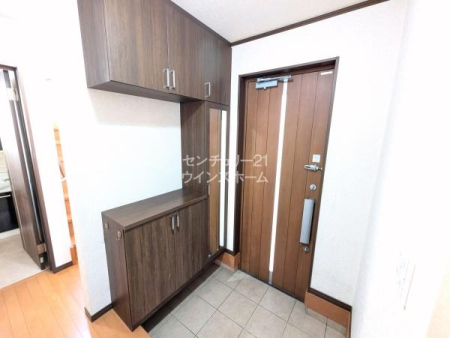  Ƃ̑ۂ߂GgX͂LCɂẮBŌւɂ͎pt̃V[Y{bNXIJE^[ɂԂʐ^ĂłˁB