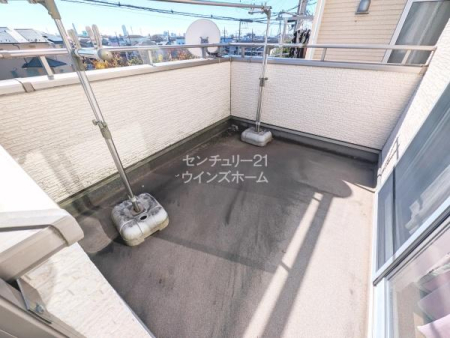 oRj[ VC̗ǂ͐󕨂JbƊ悤ȓ̗ǂɃoRj[ݒuĂ܂IƃXy[XL߂ɊmۂChoRj[Ȃ̂Ő󕨂̂NNI