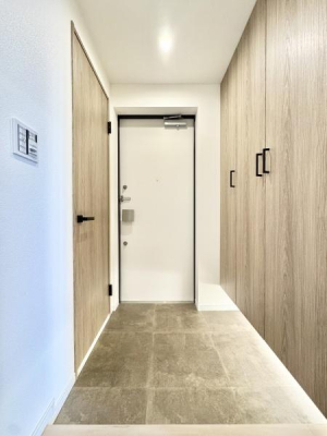  ւɂ̓V[YCN[NIC̑Axr[J[uAAEghApi[ł܂B