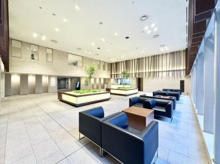 r[ r[EW܂Î傫ȑJoAzê悤ȍ̂ԂłBe[u\t@ݒuĂ̂ŁAZ҂̕Ƃׂ̂y߂܂I