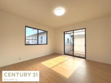 �m�� �o���R�j�[�ɖʂ��A�̌��ǍD�ōL�X�Ƃ��Ă��܂��I�N���[�[�b�g�t���B����������������K�ȋ�Ԃł��낰�܂��B