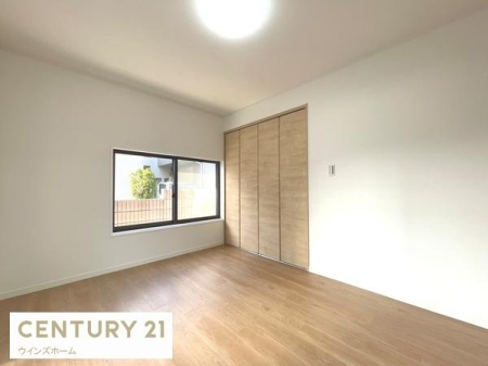 �m�� �V���v���ȃf�U�C�������̗͂m���B�N���[�[�b�g�t���ňߗނ�ו����X�b�L�����[�ł��܂��B