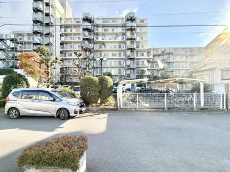 ̑n ߗׂɑ^Ǝ{݂蔃֗ȊłI