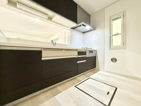 Lb` X^CbVȃVXeLb`́A[͂Ƌ@\˔AyȂԁBrOƂȂ郌CAEg͂łB