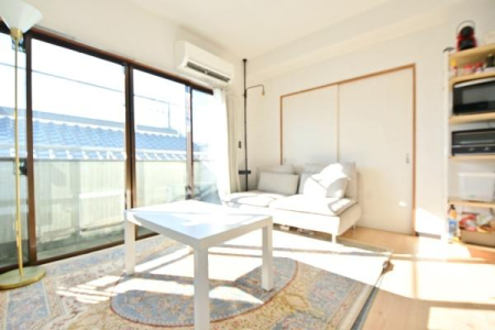 rO _CjO͋ZXy[XőɊmۂAiẐ߂̍̌ǋy݌vɂȂĂ܂B쑤ɐ݂傫ȑSn悢z˂݁AƑ̉bƋɖ邢͋C𐶂ݏo܂I