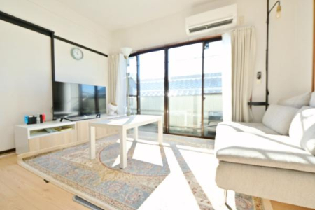 rO _CjOɂ͘aאڂĂ܂B˂J΍LXƂԂɑςłIuavƁumv̗y߂[ԎdlƂȂĂ܂I