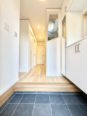  F̌ւÂ݂}ԂoB㎿ȈۂŁAƑQXgSn悭}܂B