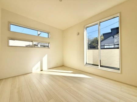 m FƃVvȃfUC̗͂mBN[[bgtŁAߗނוXbL[Bg̗ǂKԂłB